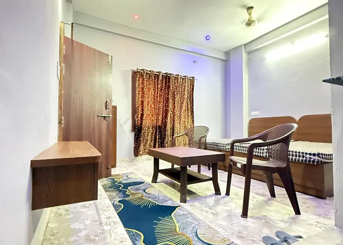 Omshree Hotel